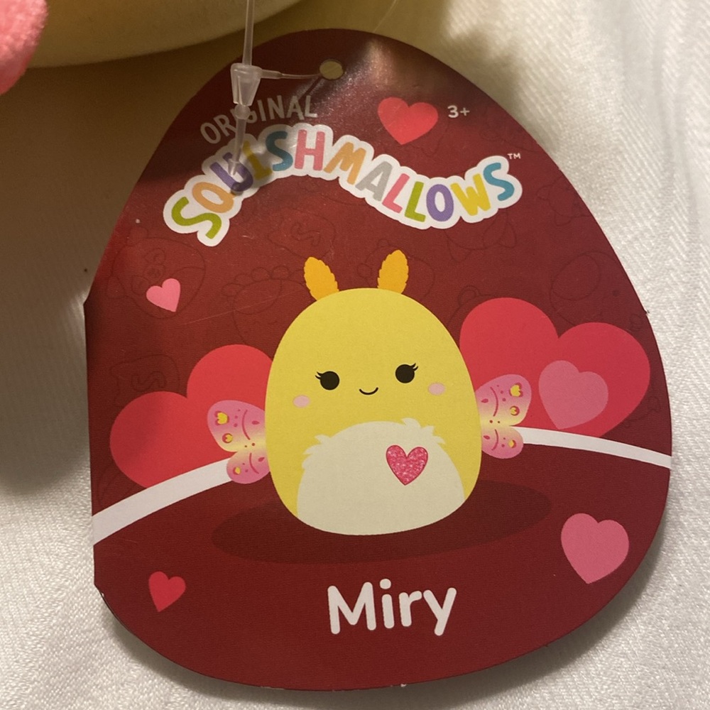Squishmallows Miry the moth - Picture 3 of 5